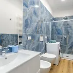 아파트 Hostdomus - Azure Loft Free Garage