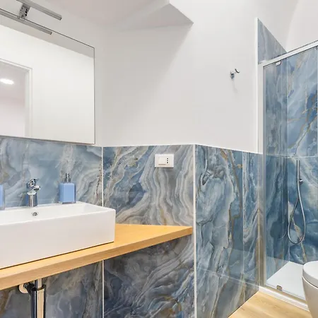 Hostdomus - Azure Loft Free Garage *