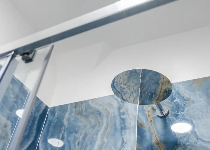 Apartman Hostdomus - Azure Loft Free Garage Loano