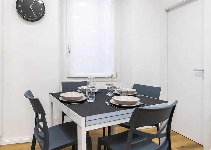 Hostdomus - Azure Loft Free Garage *